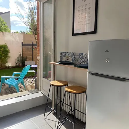 Lejlighed Au Cosy Garden Reims