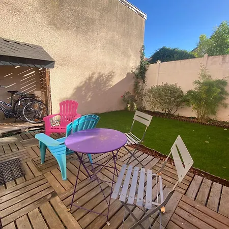 Lejlighed Au Cosy Garden Reims