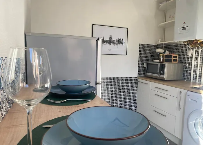 Апартаменты Au Cosy Garden Реймс