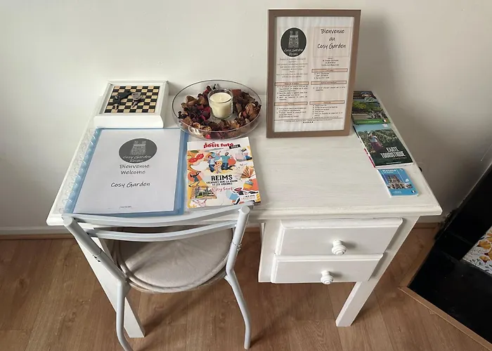 Au Cosy Garden * Реймс